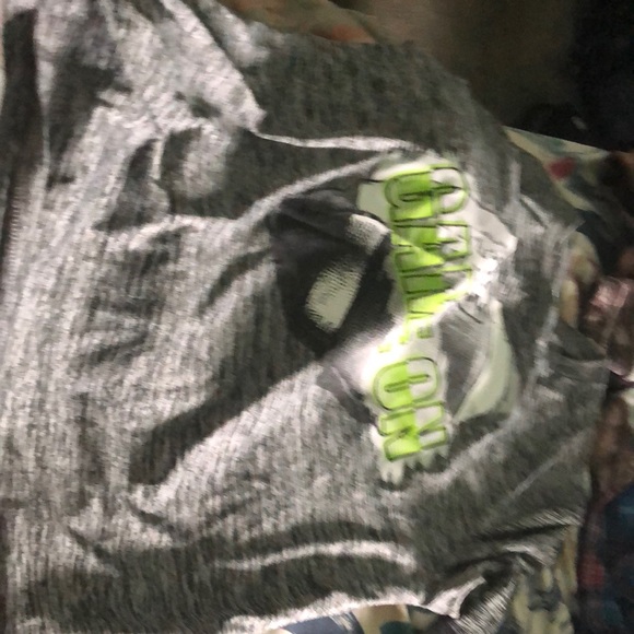 A kids tee shirt - Picture 1 of 1